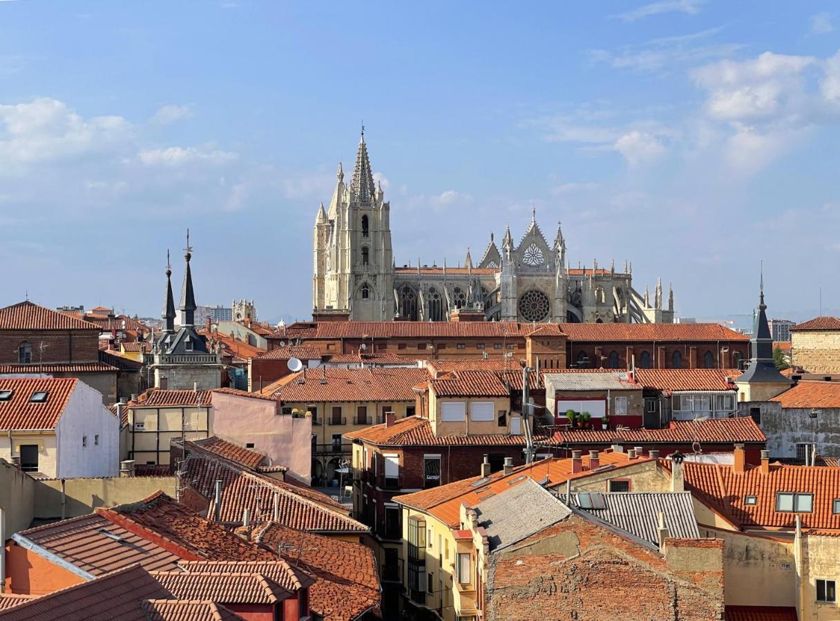 The View - Apartamento reformado con vistas a la Catedral León Exterior foto
